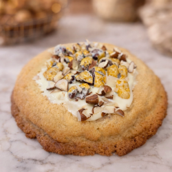 Le White Crunchy Cookie